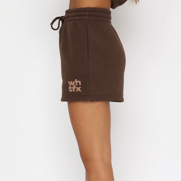 White fox boutique Lounge Shorts in Chocolate "Name Drop" - Picture 3 of 8